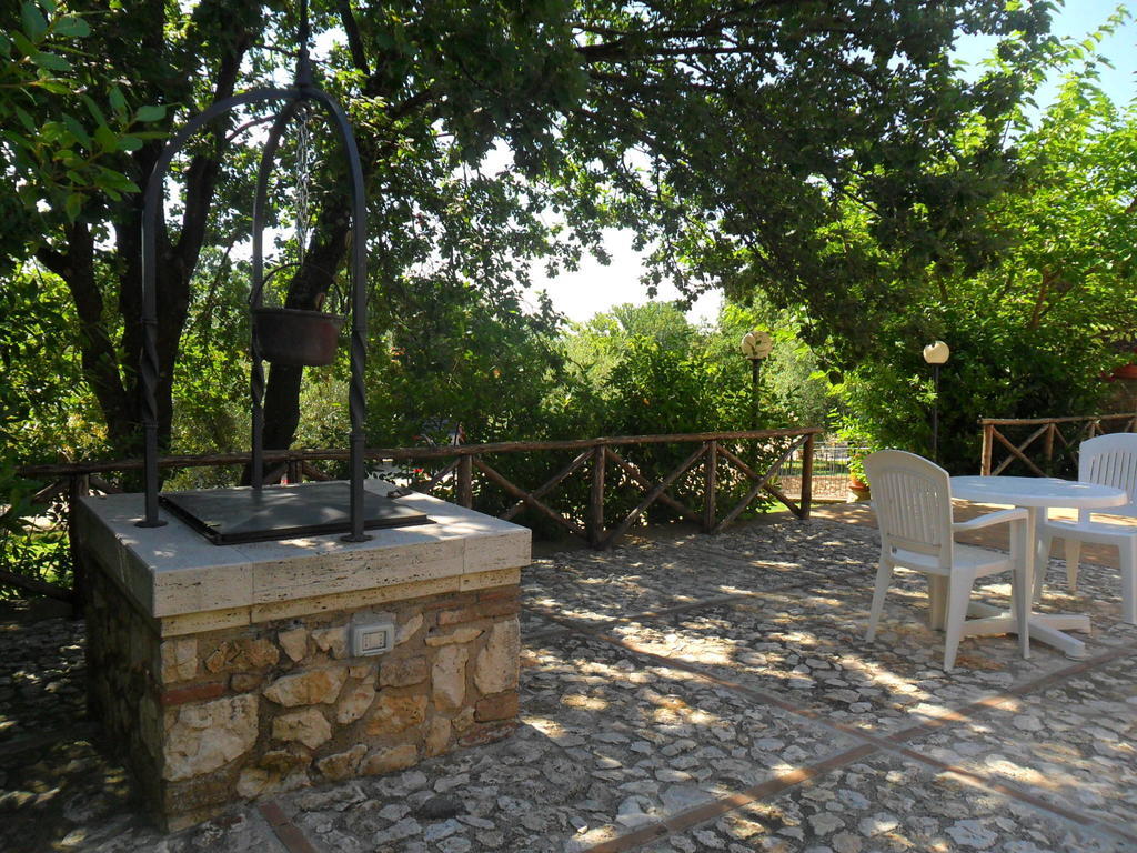 الشقق الفندقية أميليافي  Casale Santa Caterina الغرفة الصورة
